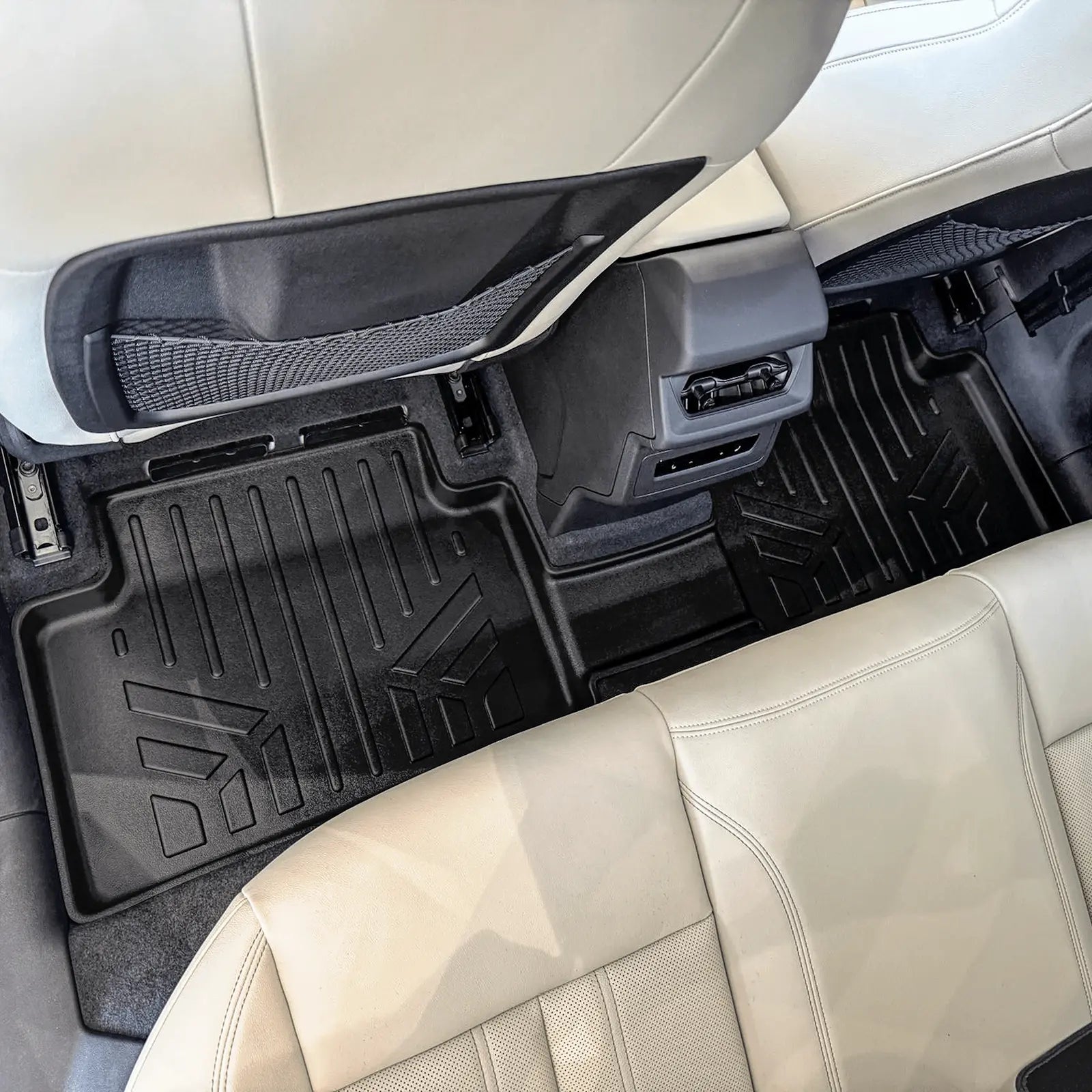 Custom fit black rear floor mat for Audi, all-weather car interior protection