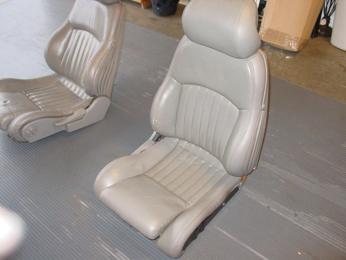 Auto Leather Dye leather repair kit with leather and vinyl dye bottles for restoring and coloring auto upholstery.