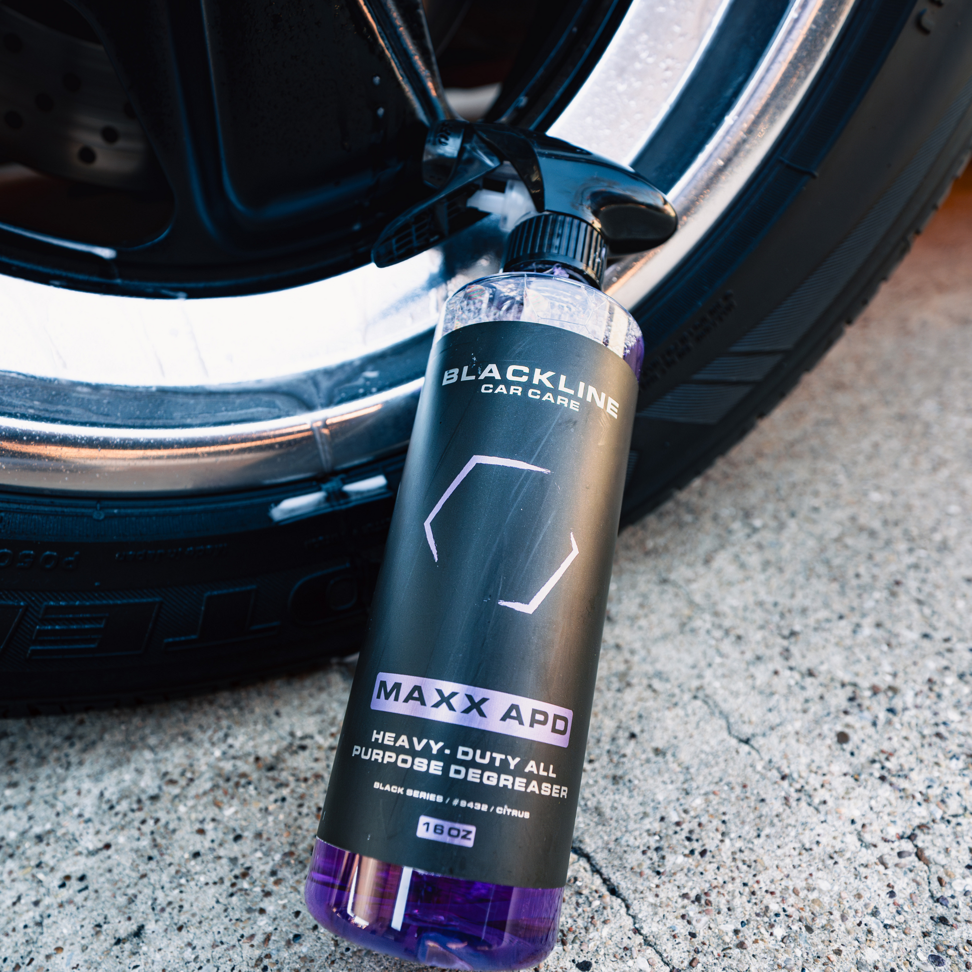 Blackline Car Care BLACKLINE® MAXX APD all-purpose cleaner in a 16oz spray bottle, suitable for cleaning various surfaces.