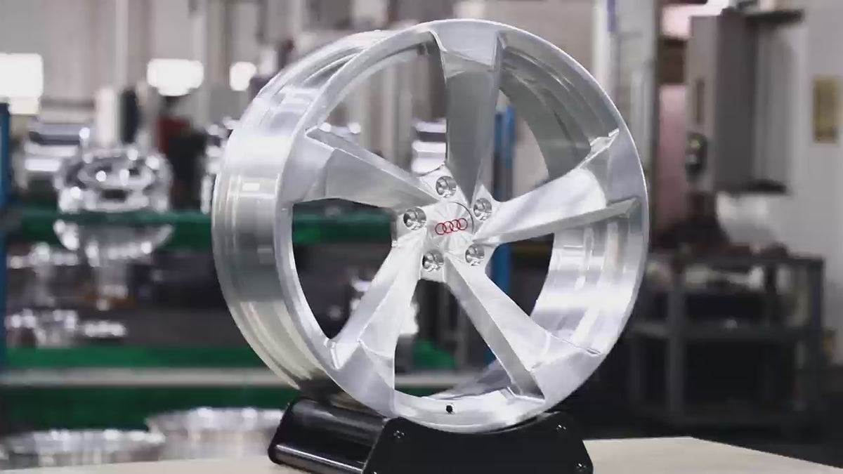 Video of forged Vorsprung VF-01 style wheel for Audi