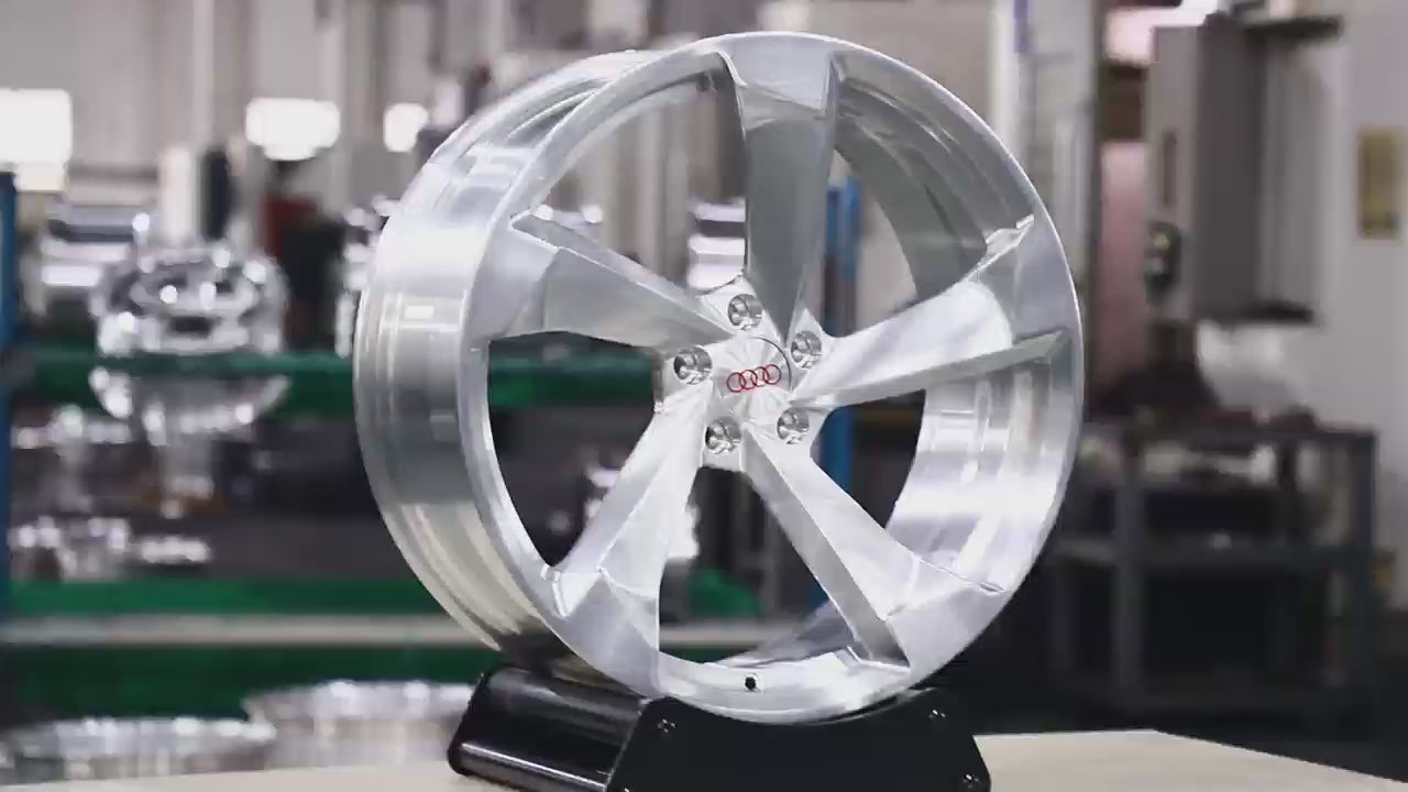 Video of forged Vorsprung VF-01 style wheel for Audi